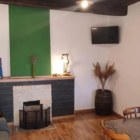 Tana Libera Tutti 2 Nature, Yourself, Lejlighed *